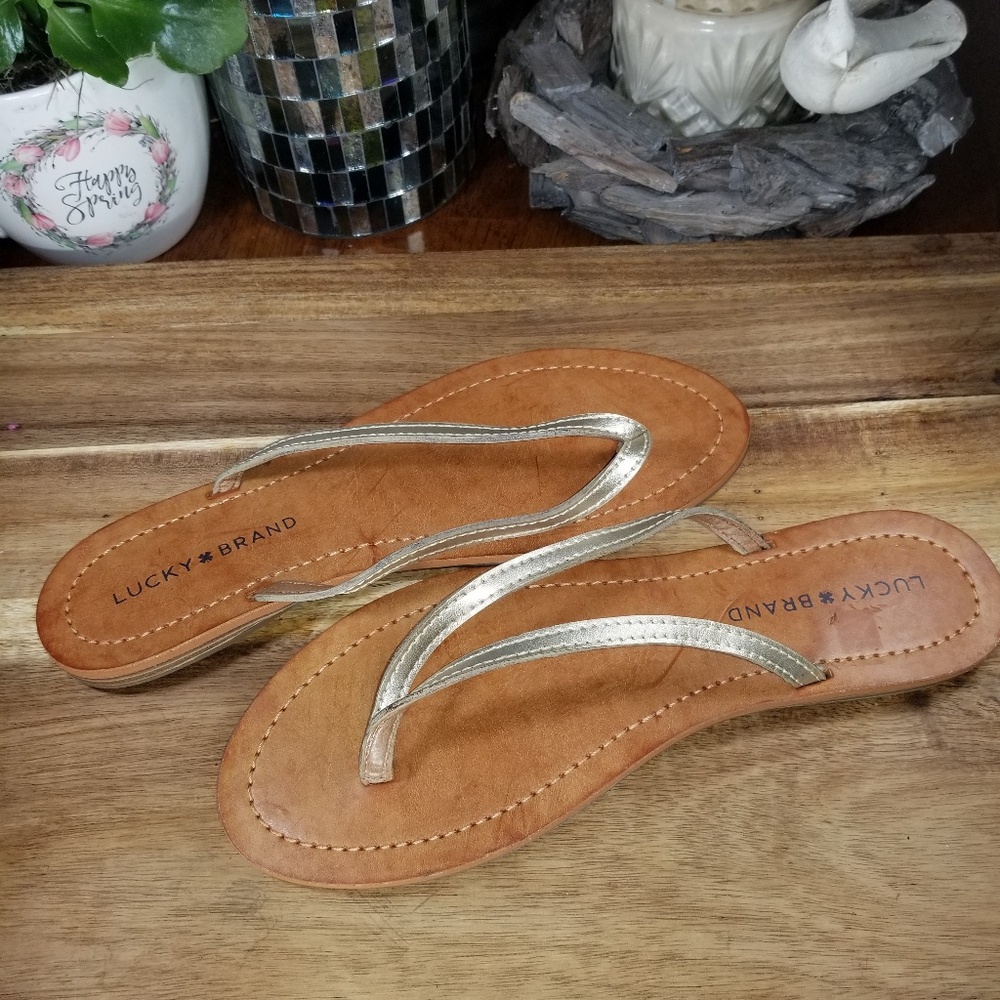 Lucky Brand Amberr Gold Leather Thong Sandals Sz 8